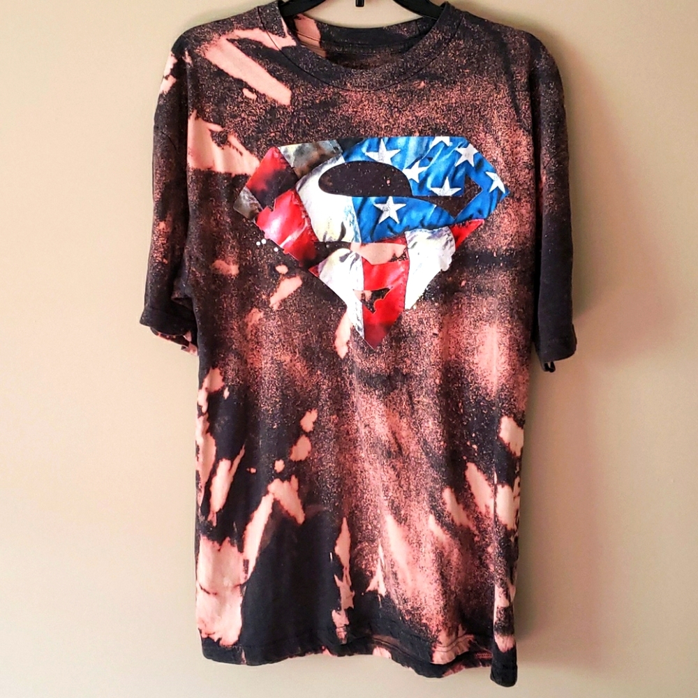 Mens distressed T
